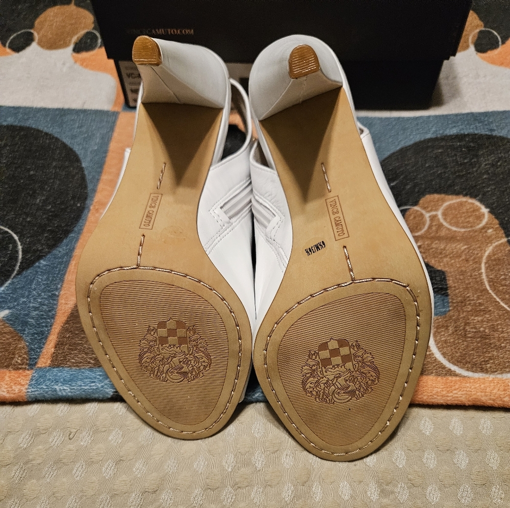 **NWOT**Vince Camuto - Picture 4 of 5